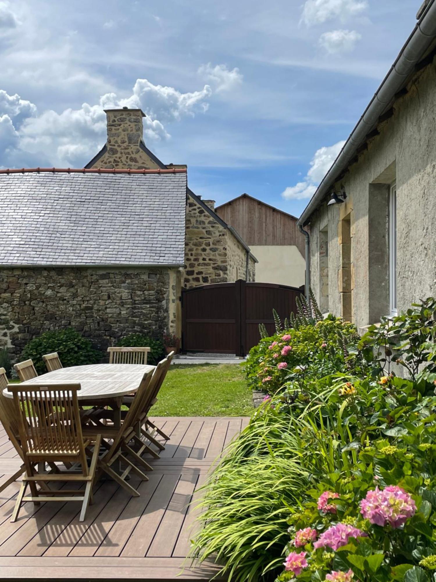 Les Cottages Du Manoir, Jacuzzi -קרוזון מראה חיצוני תמונה